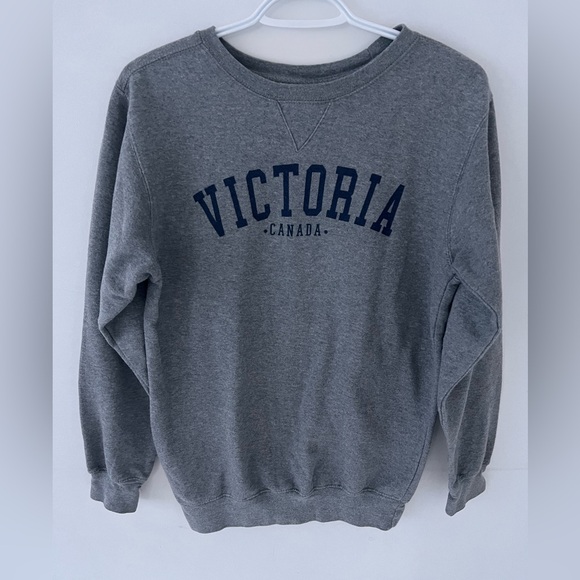 Victoria Canada printed Crewneck sweater - Picture 2 of 4
